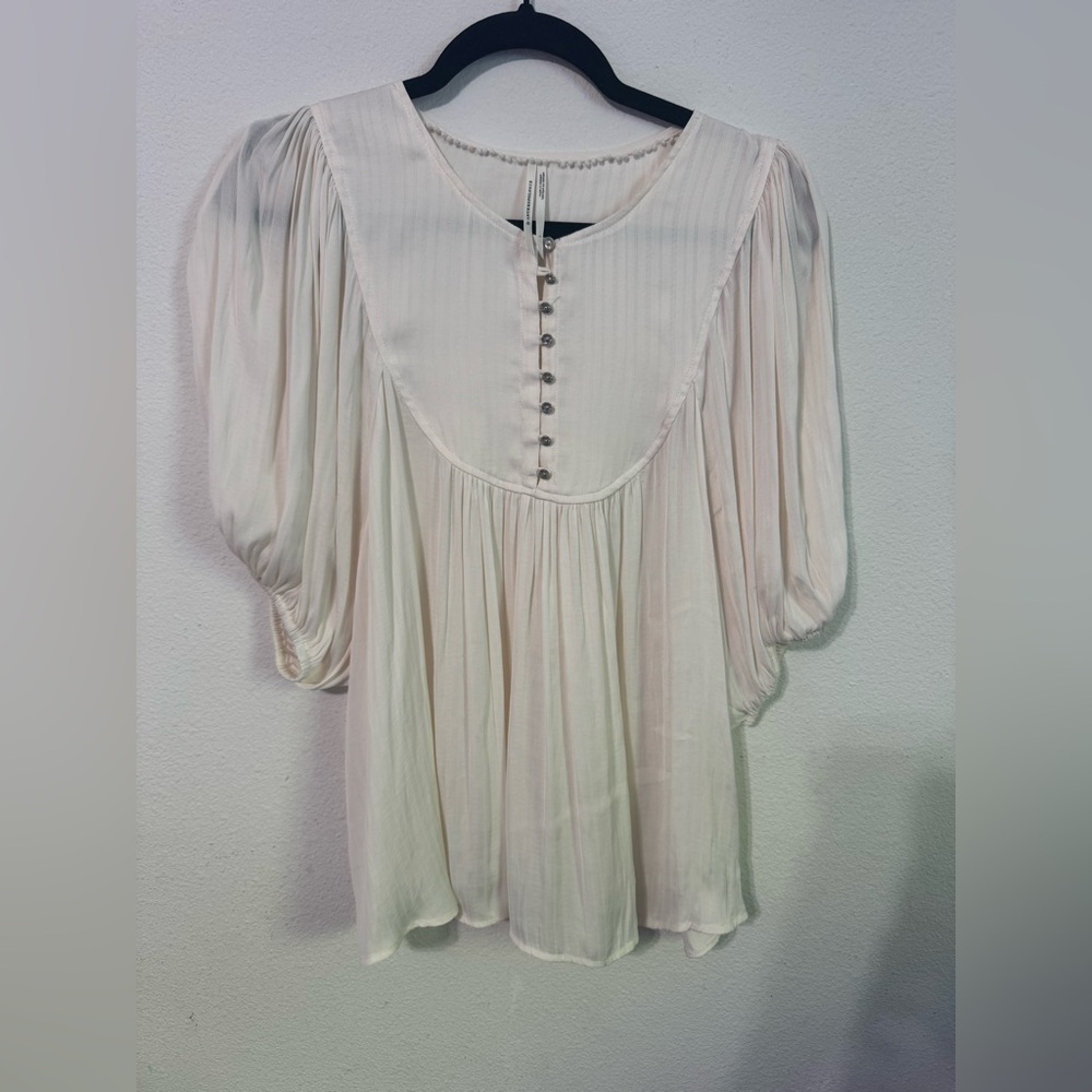 Anthropologie Cream silky blouse with silver buttons - Picture 2 of 6